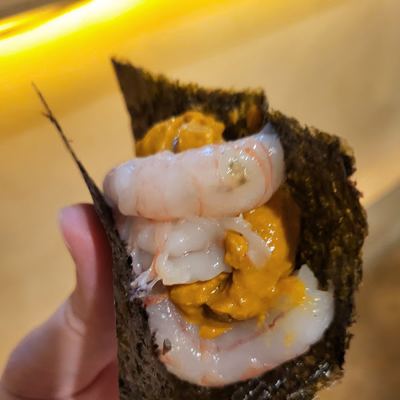 스시이로하