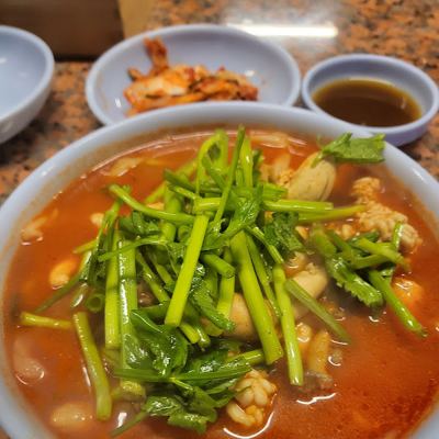 하니칼국수